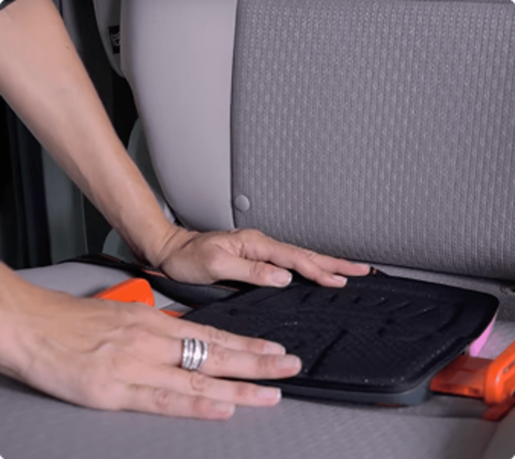 Mifold Comfort grab-and-go booster